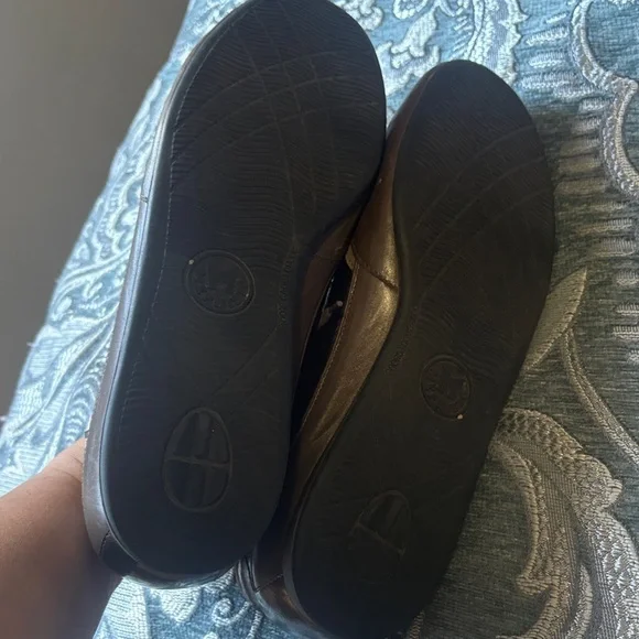 Mephisto Shiny Brown Leather Sneakers - Picture 6 of 6